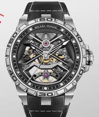 BEXEI彼赛流浪地球联名系列腕表 全自动机械夜光镂空背透轻奢手表